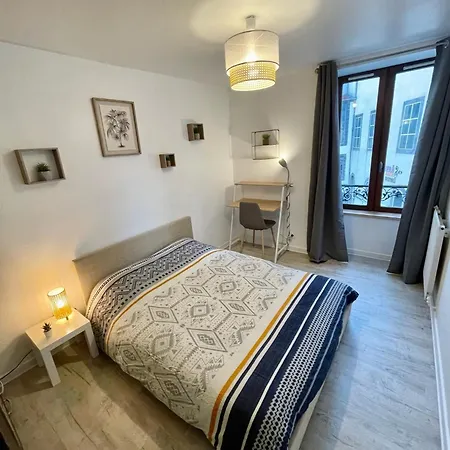 En Plein Coeur De Clermont-fd Appartement *